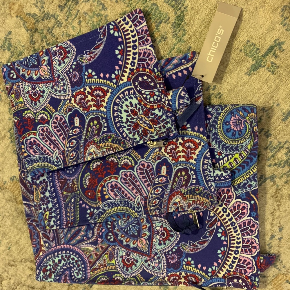 3 Chico’s pouch pack